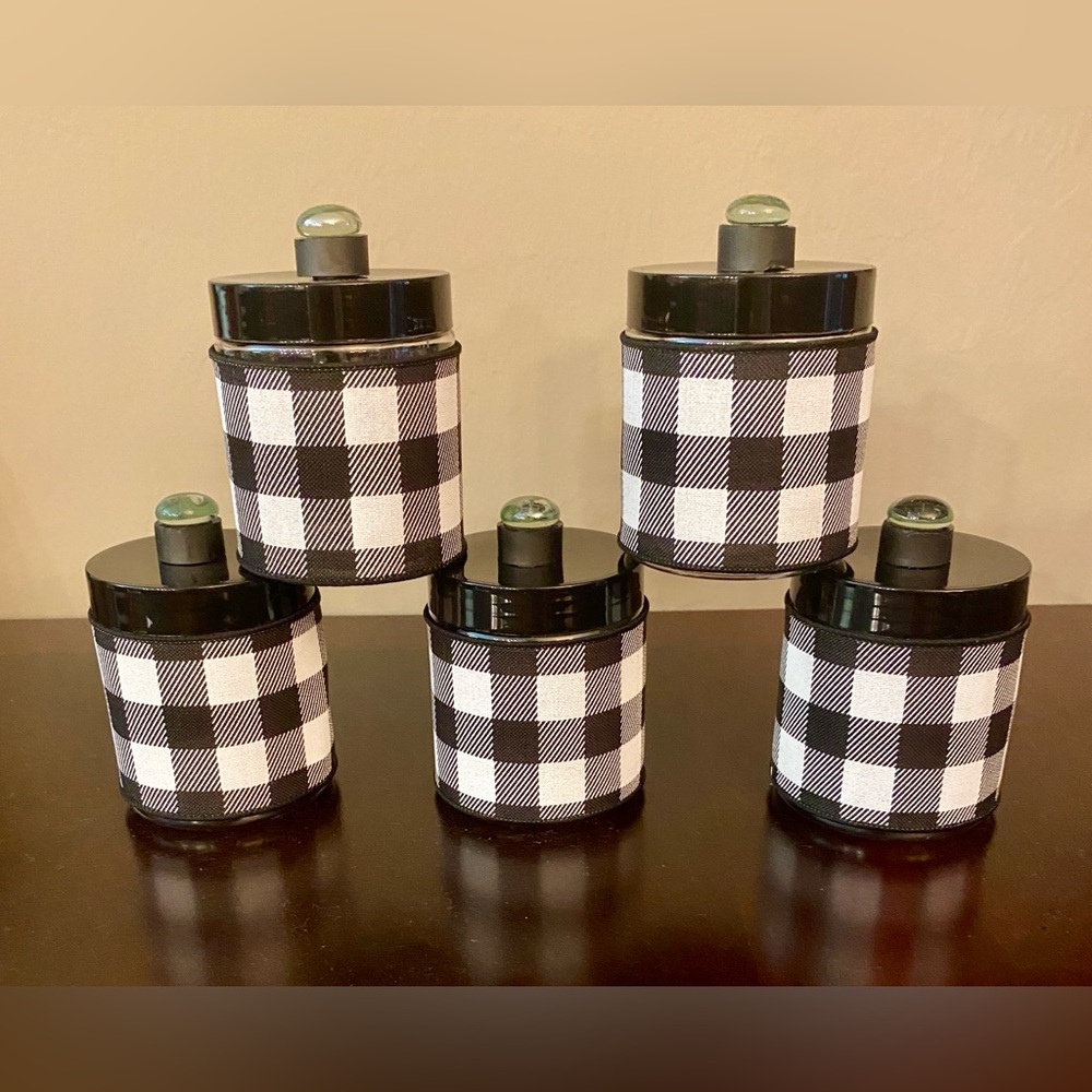 Sets of 5 Handcrafted Plastic Canister Set - Picture 3 of 4